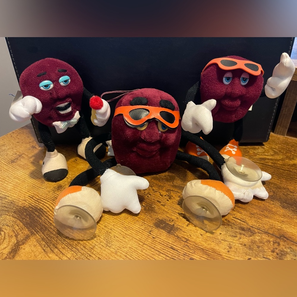 Vintage Plush California Raisin set